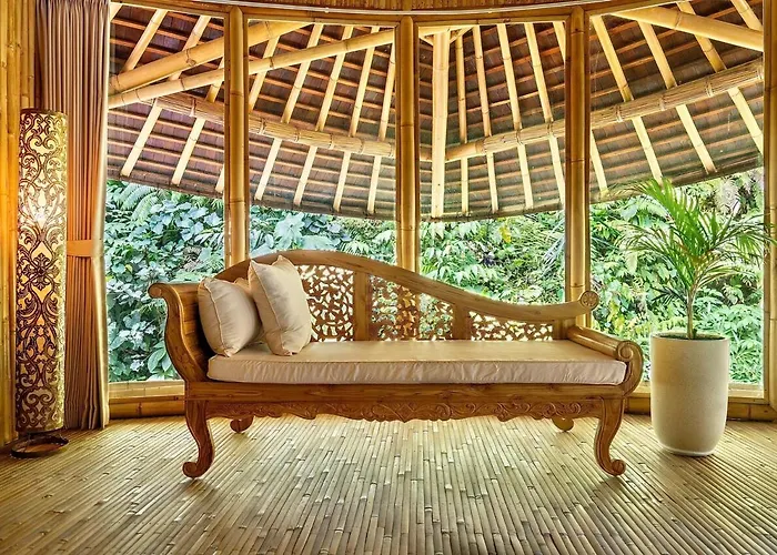 Bambu Cinta - Luxury Eco Bamboo & Lemuria - Luxury Jungle Retreat Villa
