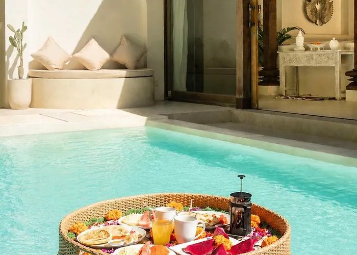 Bambu Cinta - Luxury Eco Bamboo & Lemuria - Luxury Jungle Retreat Villa Ubud