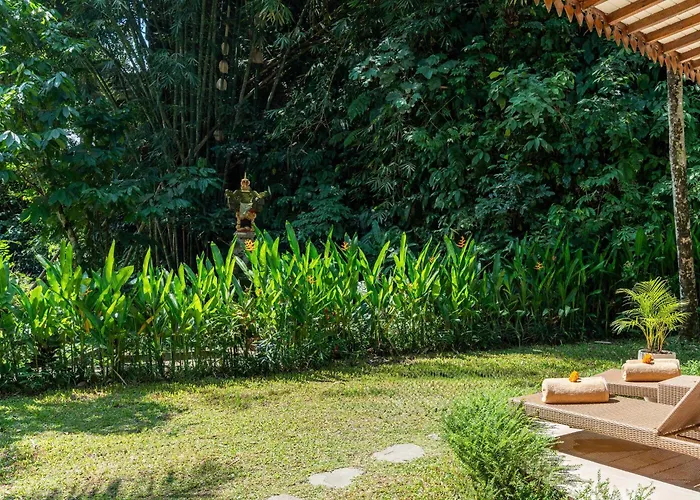 Bambu Cinta - Luxury Eco Bamboo & Lemuria - Luxury Jungle Retreat * Ubud