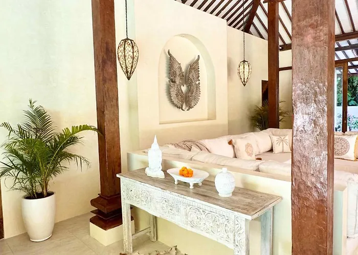 Villa Bambu Cinta - Luxury Eco Bamboo & Lemuria - Luxury Jungle Retreat Ubud